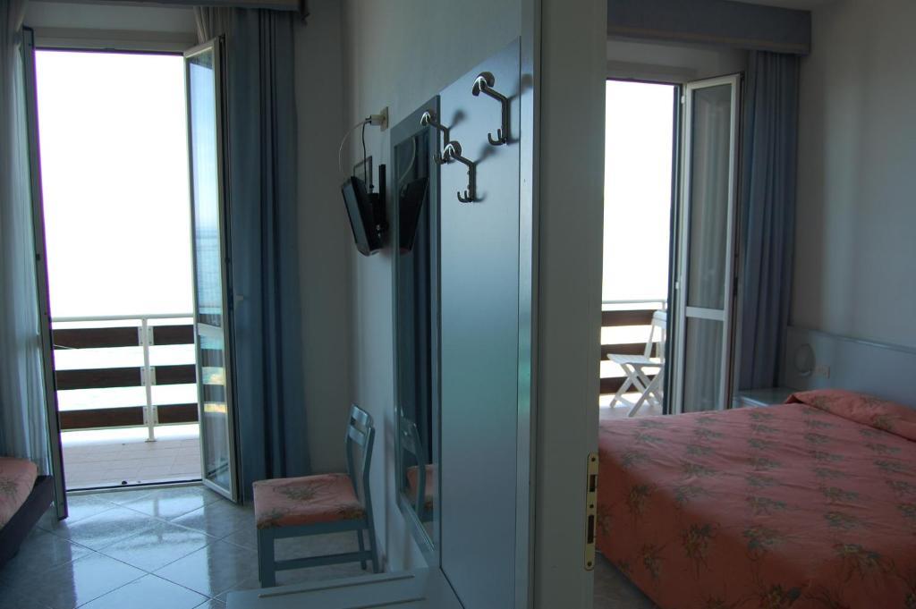 Hotel Villa Ombrosa ポルトフェッラーイオ 部屋 写真